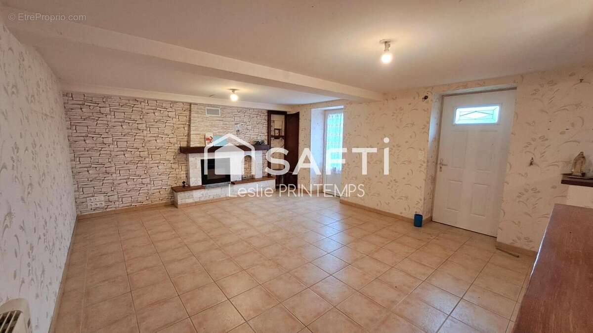 Photo 2 - Maison à MERVENT