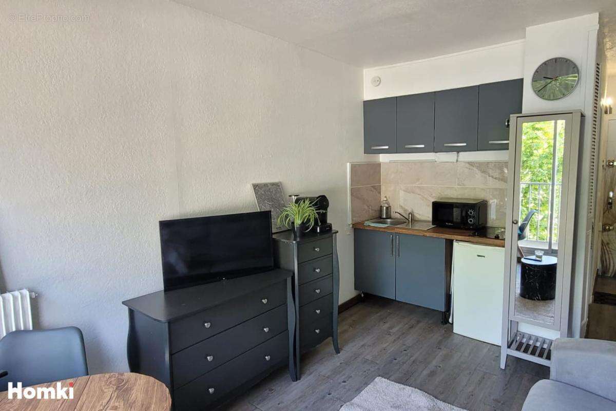 Appartement à MAUGUIO