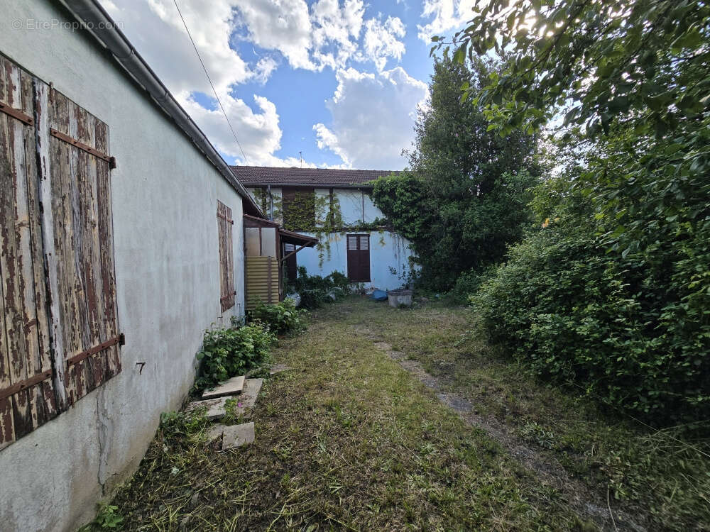 Maison à CUSSET