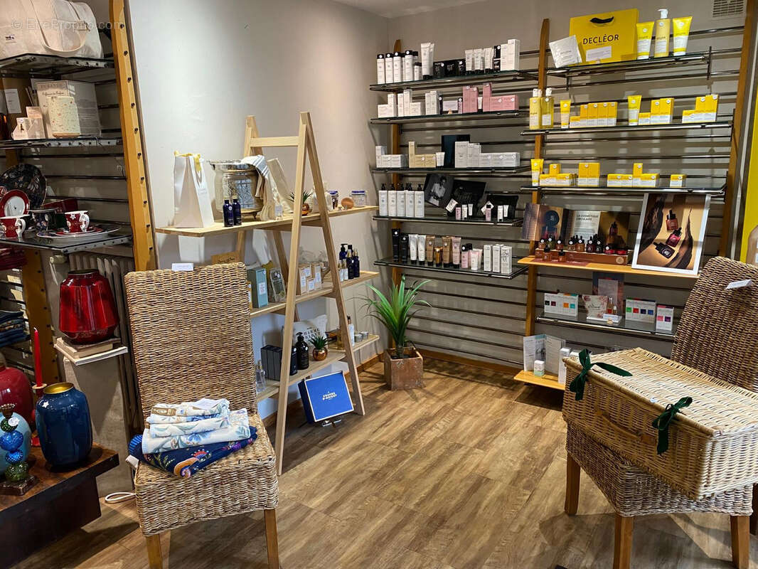 Commerce à MONISTROL-SUR-LOIRE