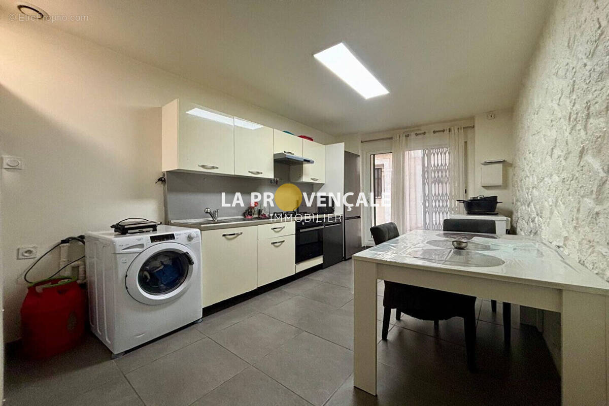 Appartement à TRETS