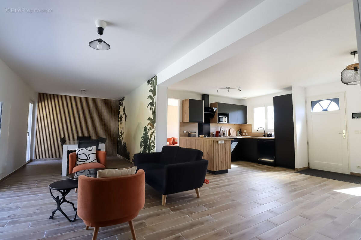 Maison à NOGENT-LE-PHAYE