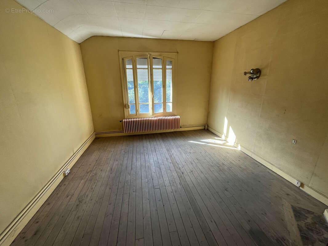 Appartement à ROYE