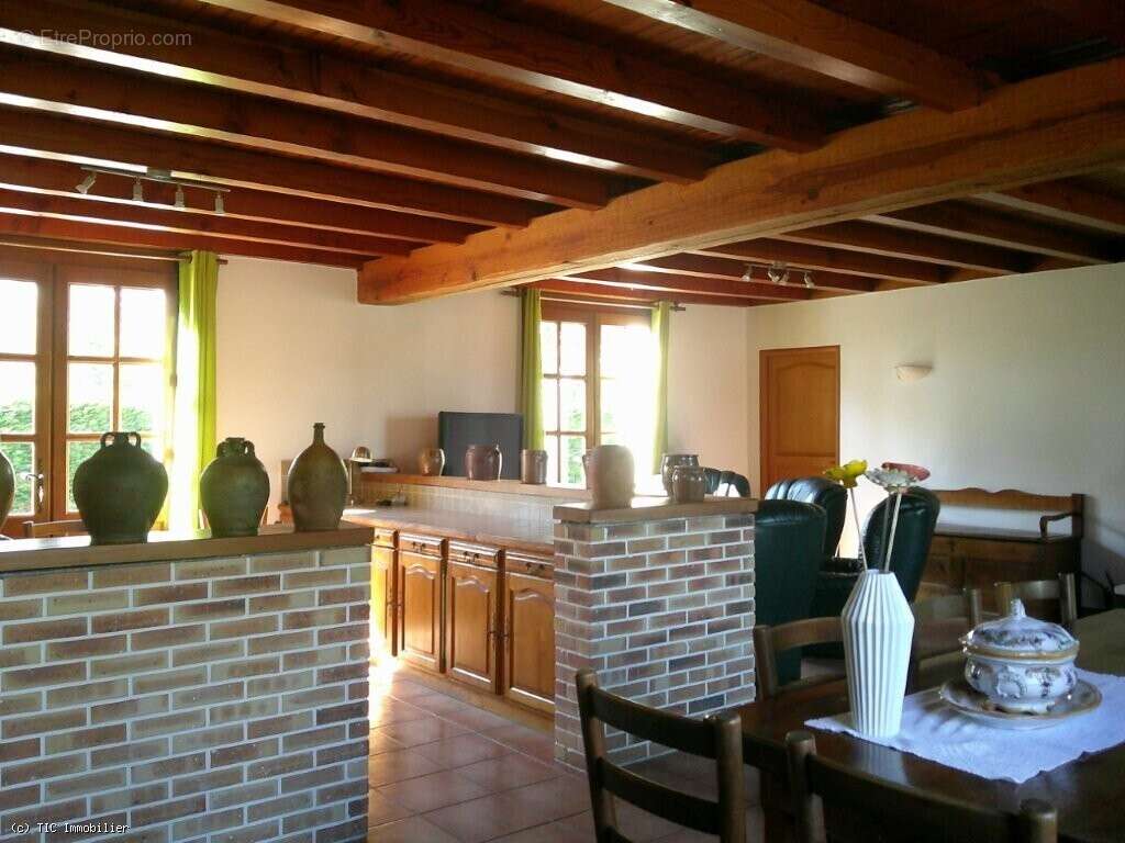 Maison à VERTEUIL-SUR-CHARENTE