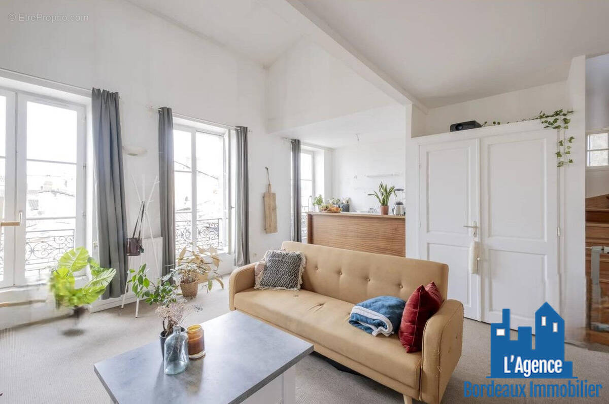 Appartement à BORDEAUX