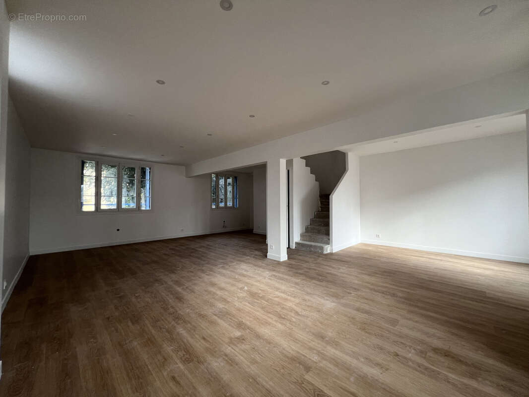 Maison à CARRIERES-SUR-SEINE