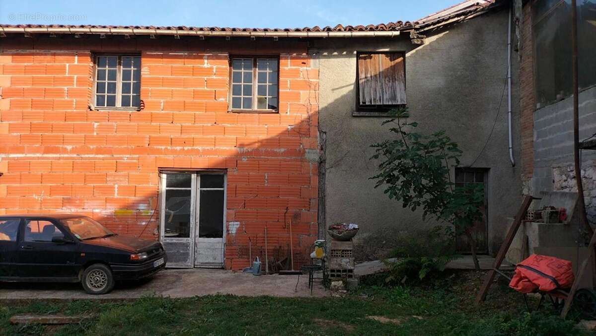 Maison à PUYCASQUIER