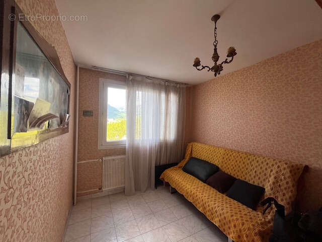 Appartement à FONTAINE