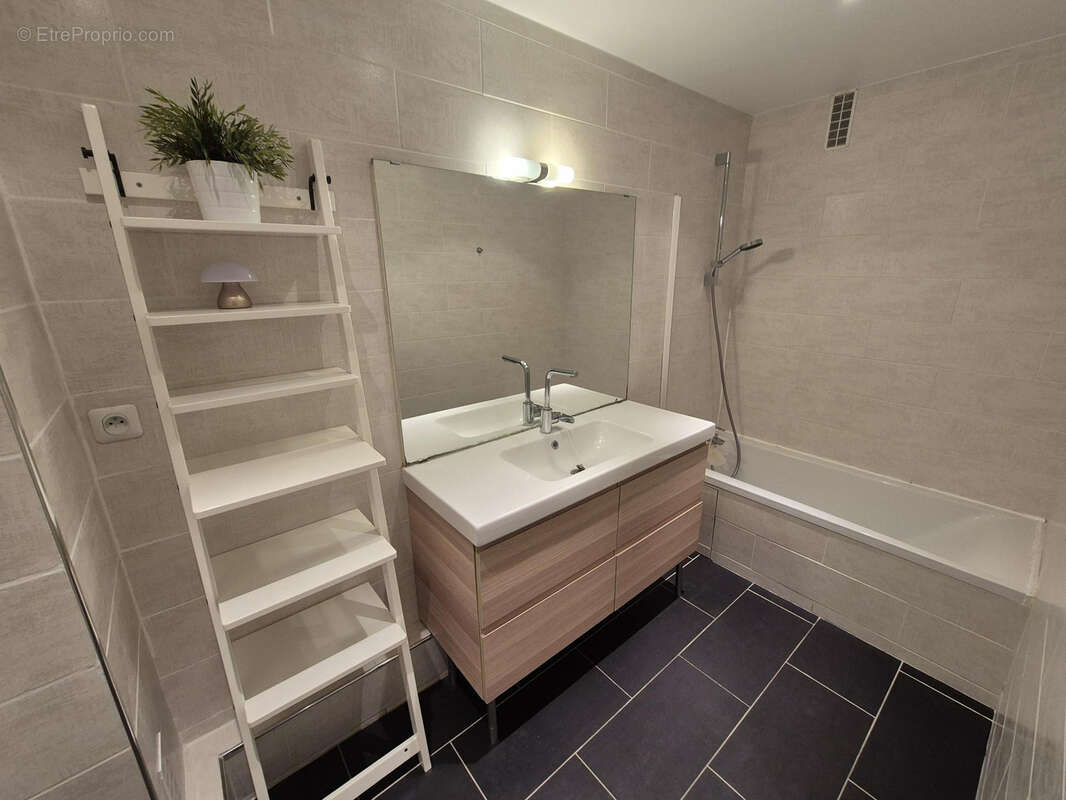 Appartement à VELIZY-VILLACOUBLAY