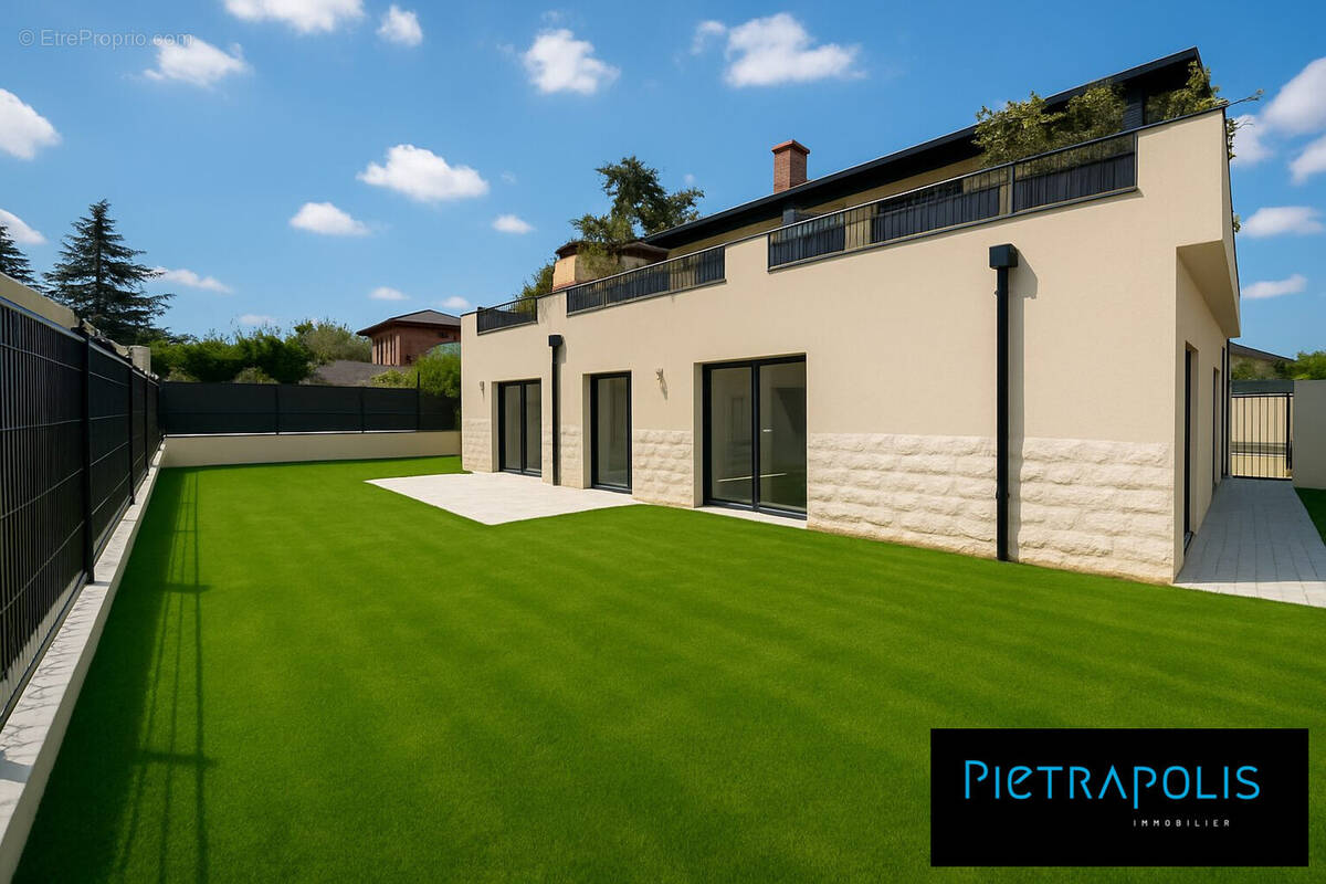 Appartement à FONTAINES-SAINT-MARTIN