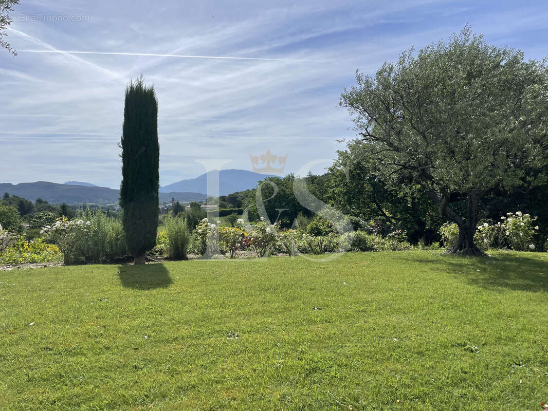 Maison à VAISON-LA-ROMAINE