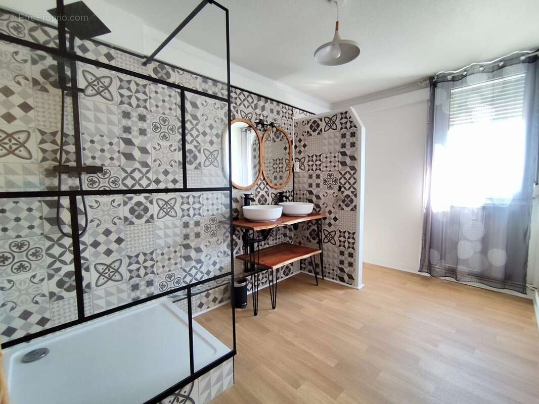 Appartement à FIRMINY