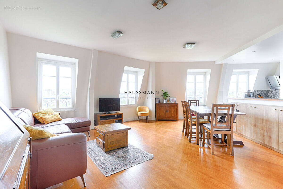 Appartement à PARIS-6E
