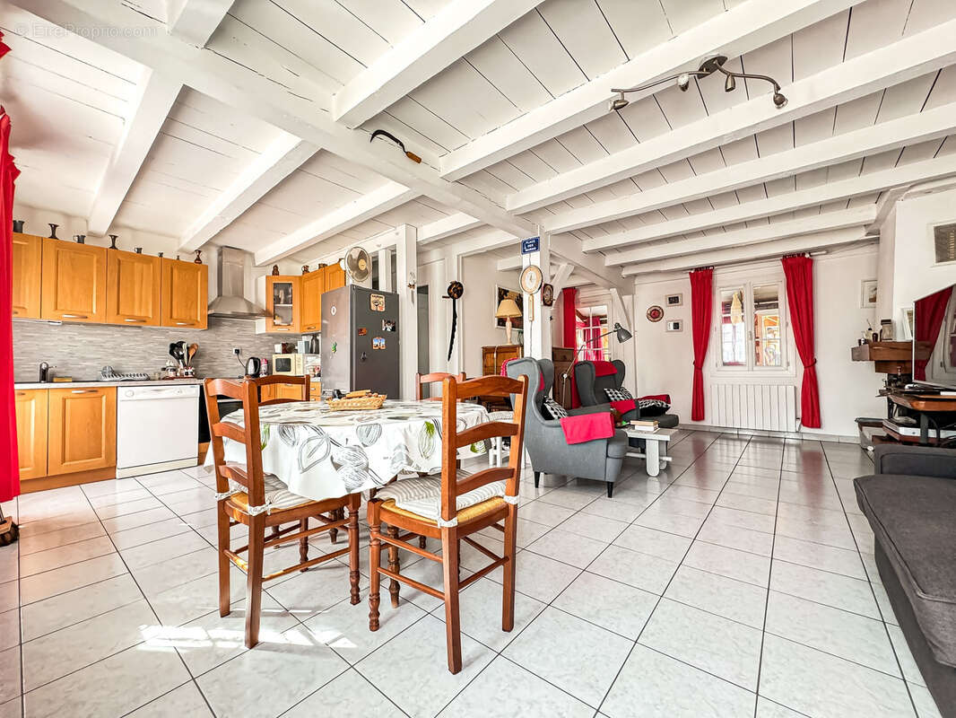 Maison à LIT-ET-MIXE