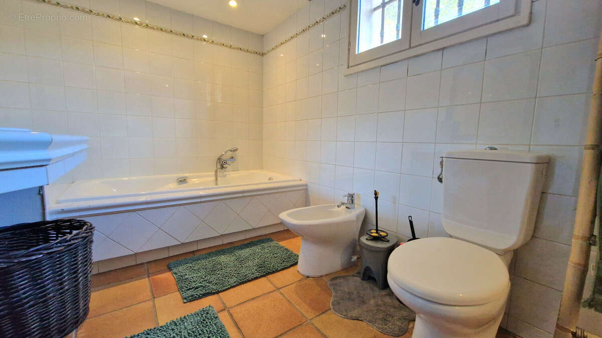 Maison à SAINT-RAPHAEL