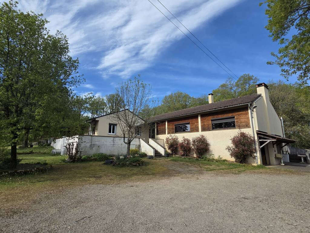 Maison à VILLENEUVE