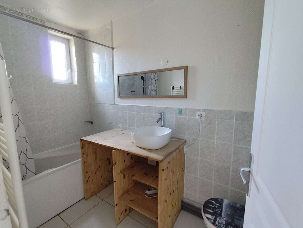 Appartement à PERSAN