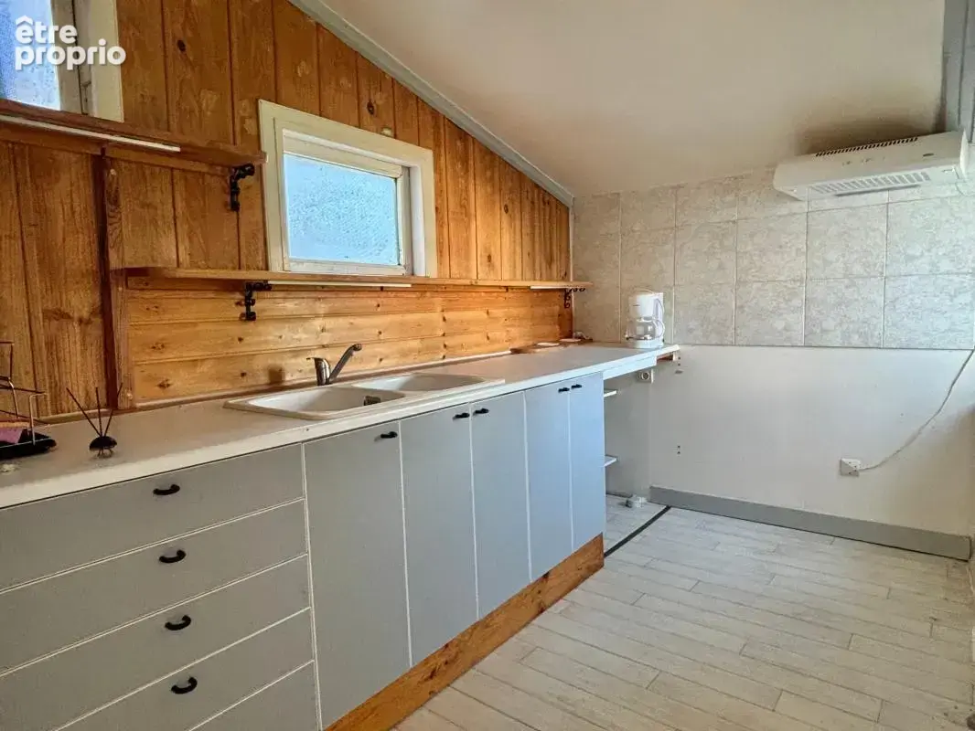 Propriété familiale de caractère au cœur du bourg - photo 8