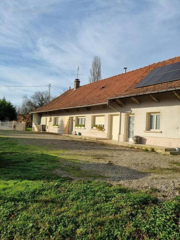 Photo 1 - Maison à AUTHUMES