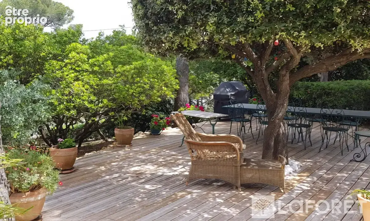 Nouveauté Villa de Caractère avec magnifique Vue Mer à Saint-Raphaël - photo 16
