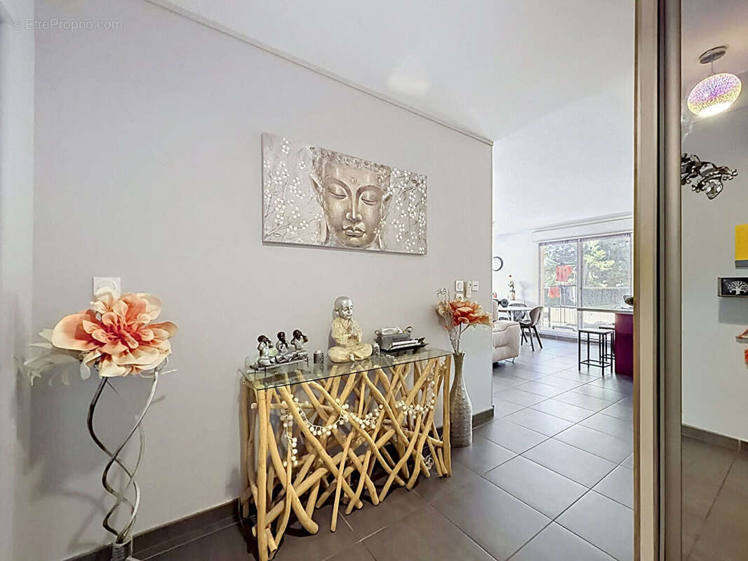 Appartement à MARSEILLE-13E