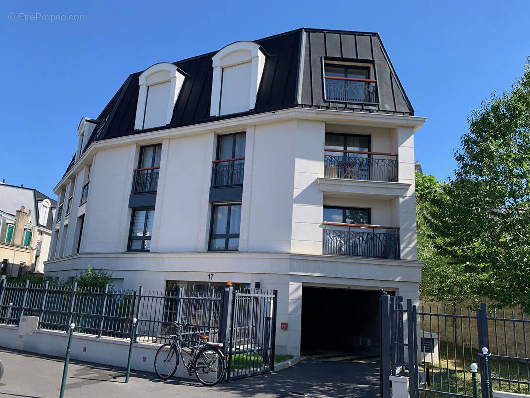 Parking à ASNIERES-SUR-SEINE