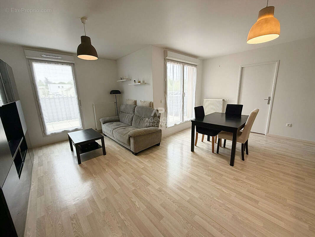 Appartement à COURDIMANCHE