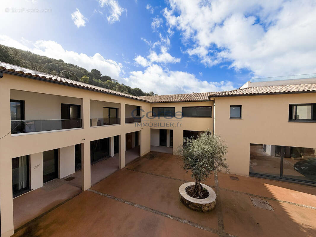 Appartement 52 m² à Pietrosella  - photo 9