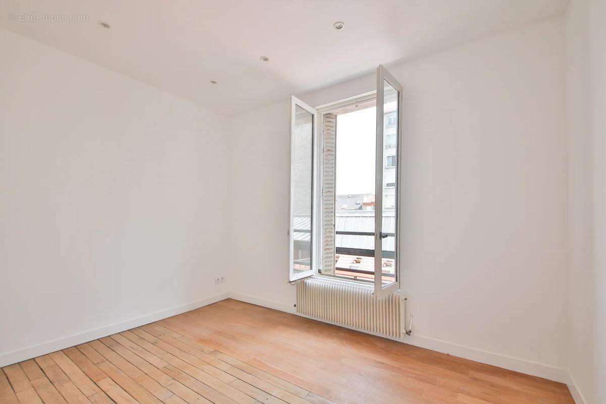 Appartement à MONTROUGE