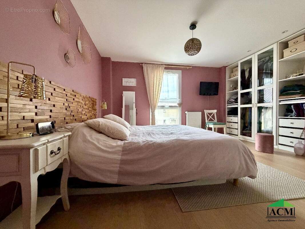 Maison à MERY-SUR-OISE