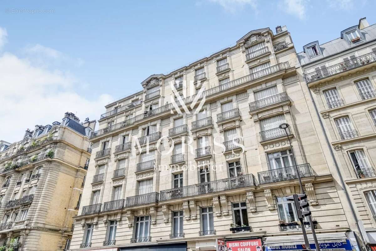 Appartement à PARIS-18E