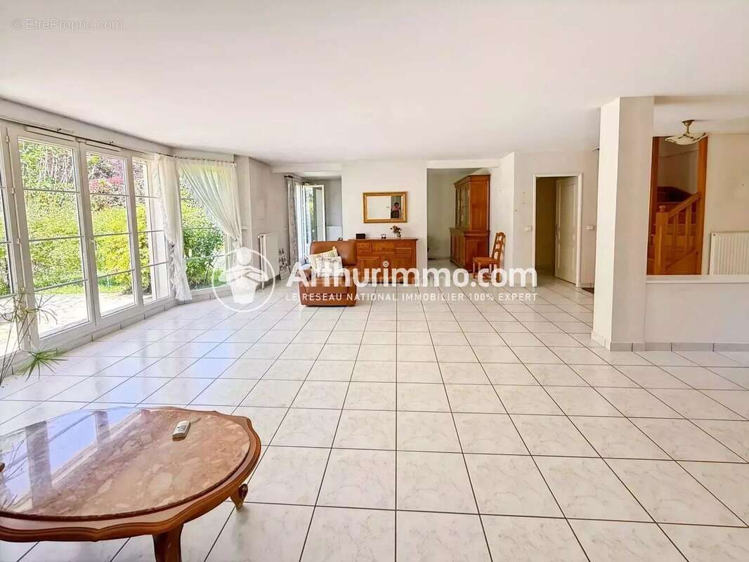 Maison à SAINT-GERMAIN-LES-CORBEIL