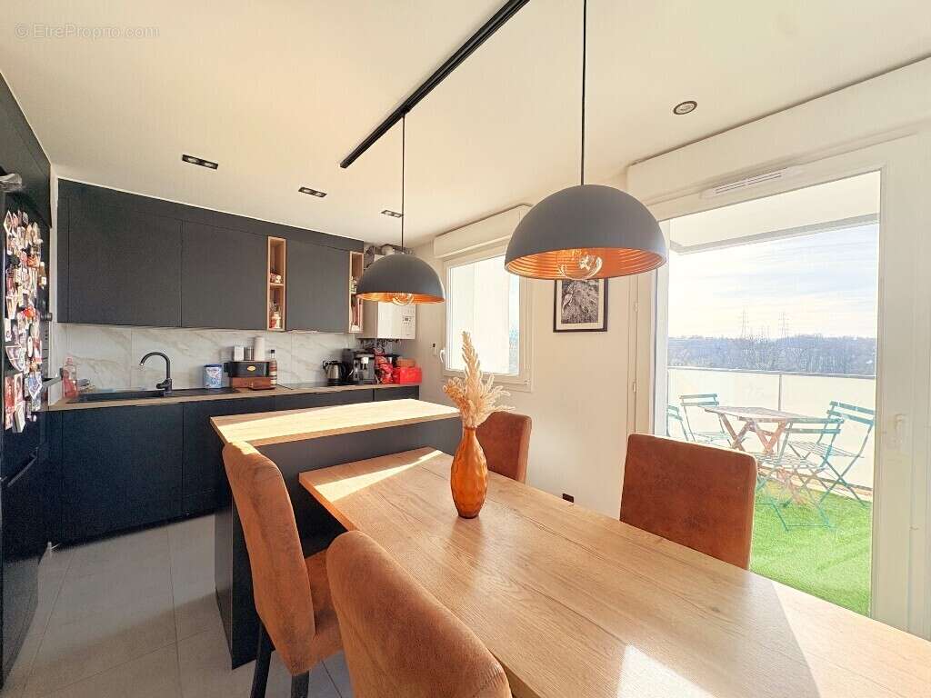 Appartement à SEYNOD