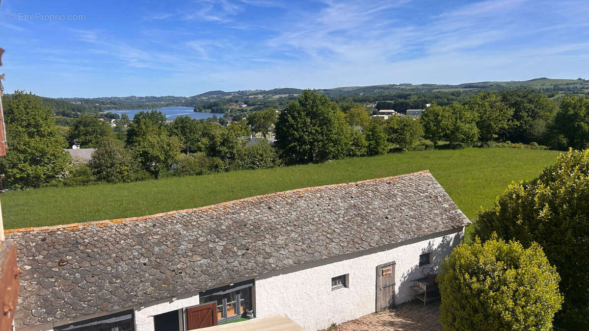 Bien rare en Aveyron : Ancien Couvent du XVIIIe Rénové en Grand Gîte & Bar Restaurant : - photo 2