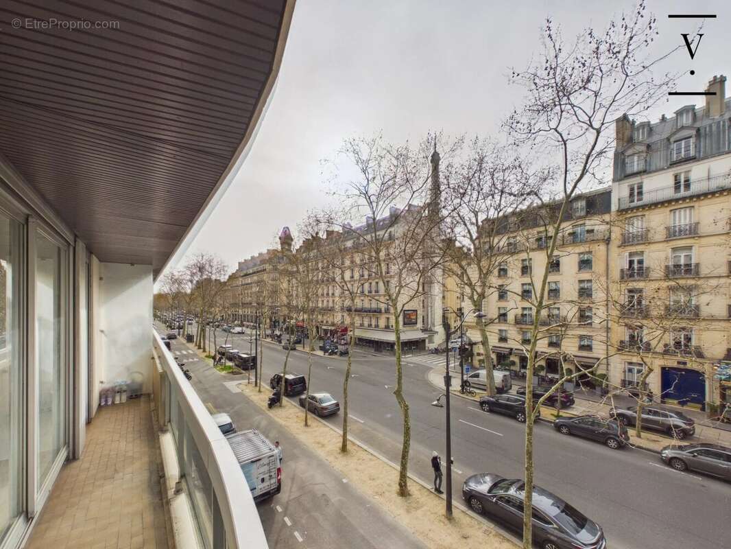 Appartement à PARIS-7E