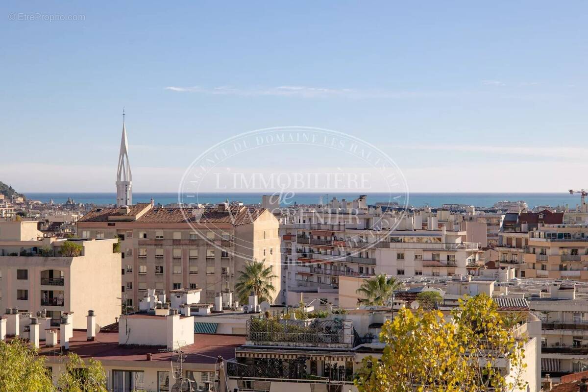 Appartement à NICE