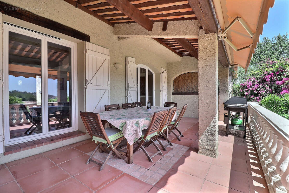 Maison à CAGNES-SUR-MER