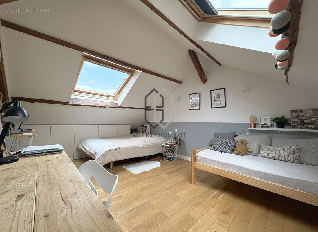 Appartement à SAINT-MAUR-DES-FOSSES