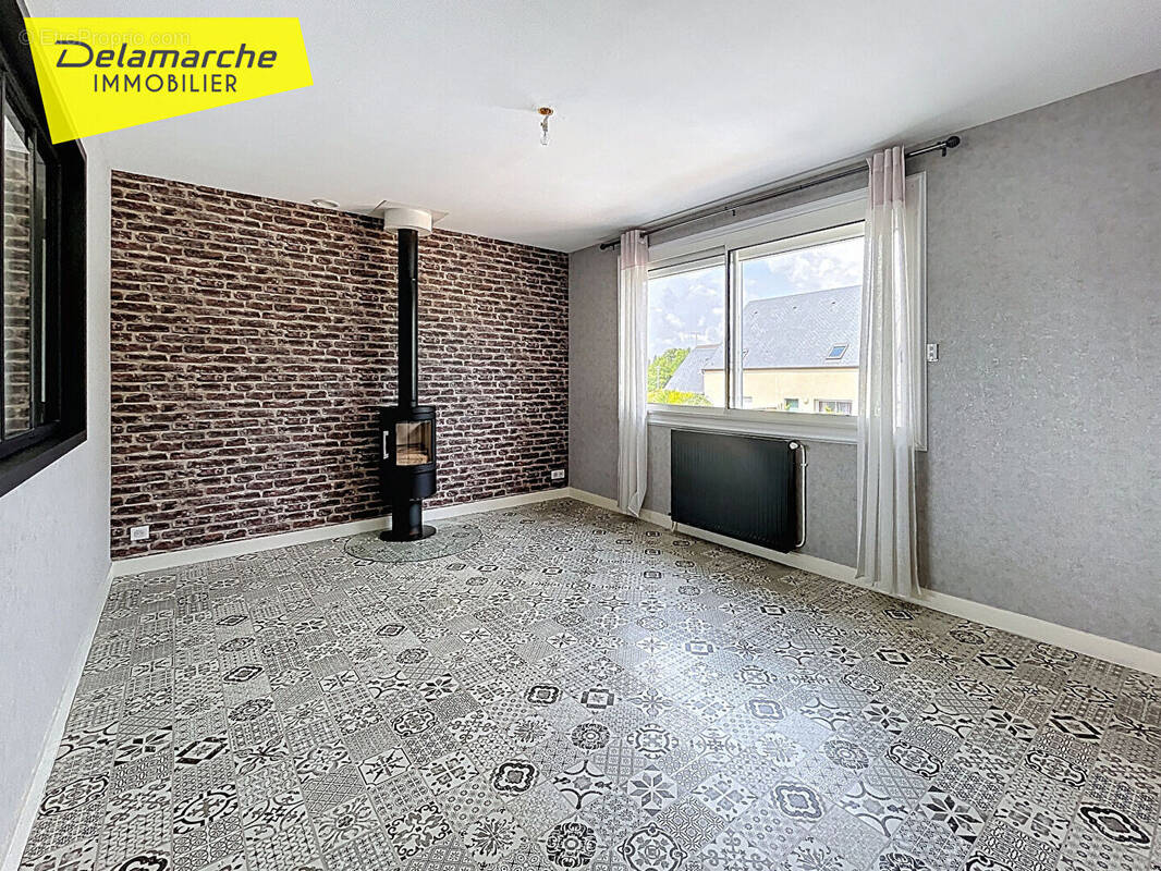 Maison à MARCEY-LES-GREVES