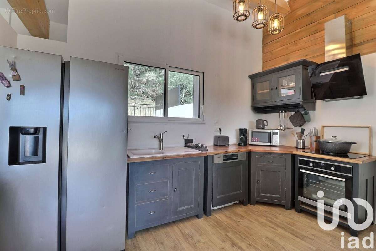 Maison 160 m² à Sainte-Croix-Du-Verdon  - photo 6