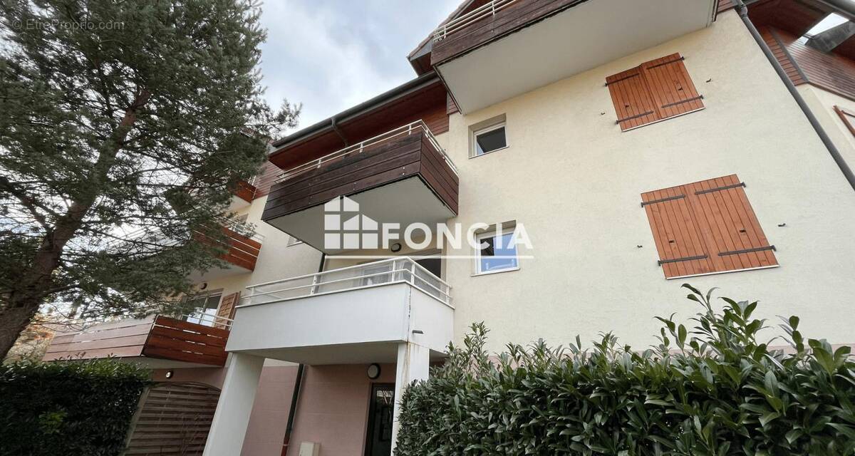 Appartement à VETRAZ-MONTHOUX