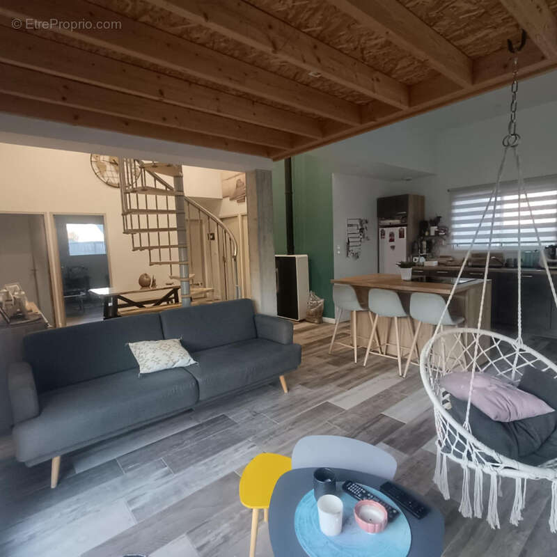 Maison à MERDRIGNAC