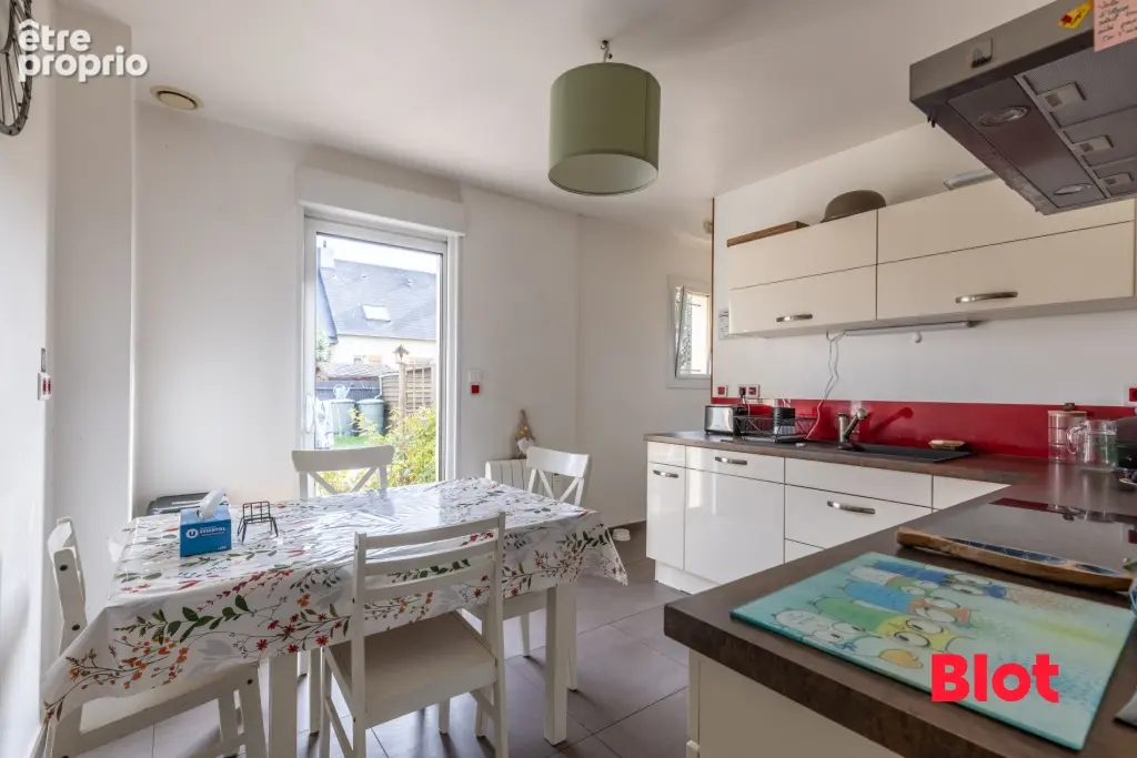 Maison 6 pièces 111 m² à vendre à Vern-Sur-Seiche (35770) - photo 4