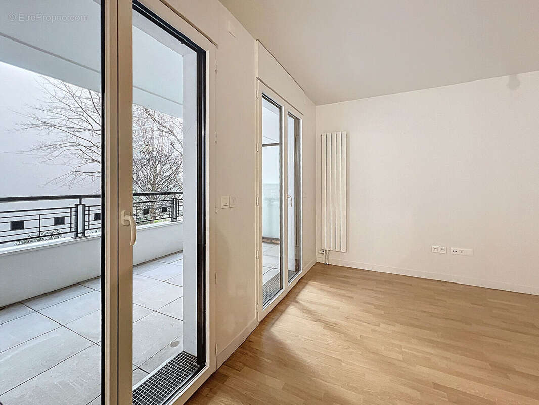 Appartement à SURESNES