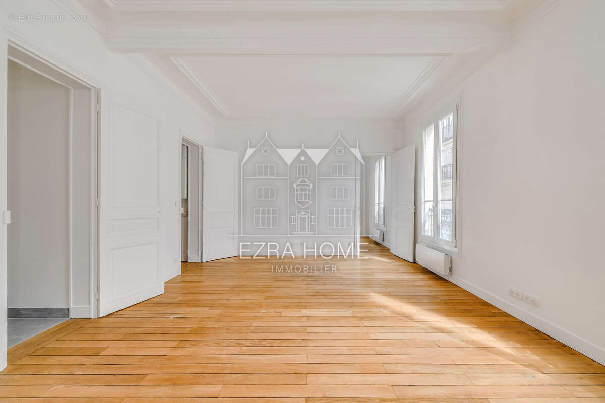 Appartement à PARIS-17E
