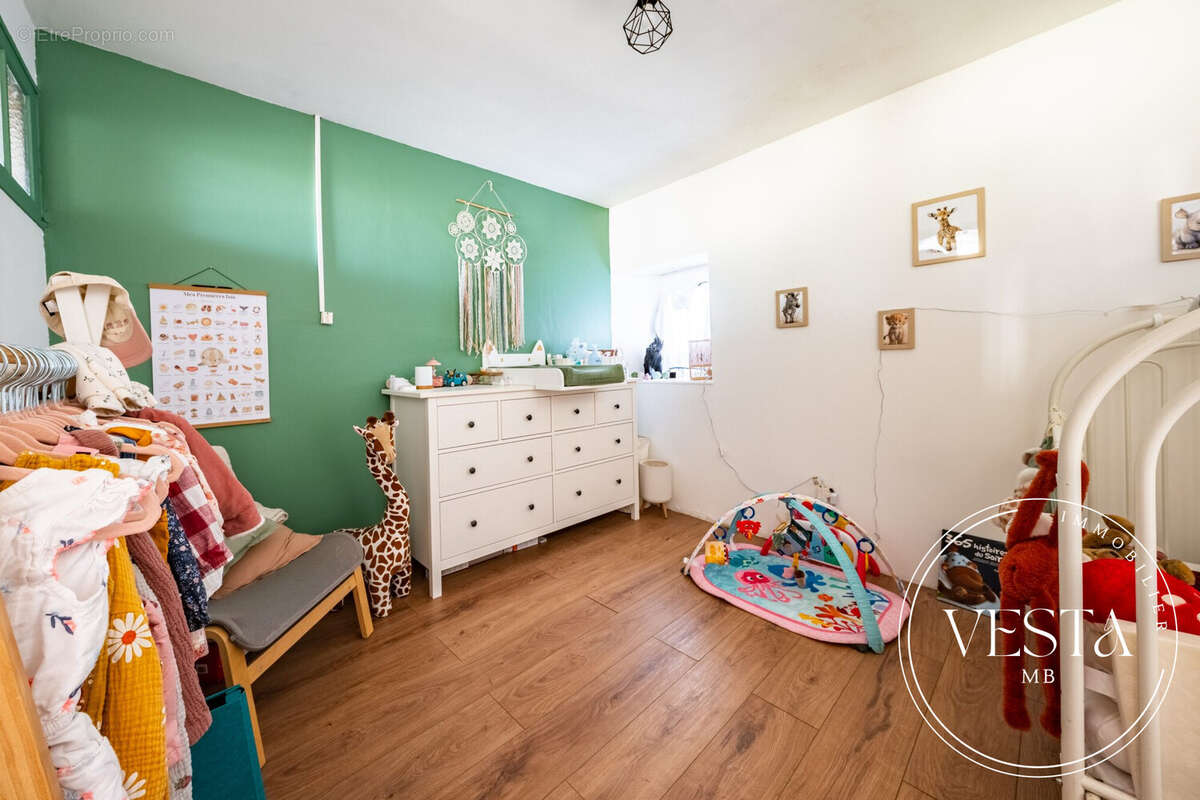 Maison 94 m² à Selongey  - photo 9