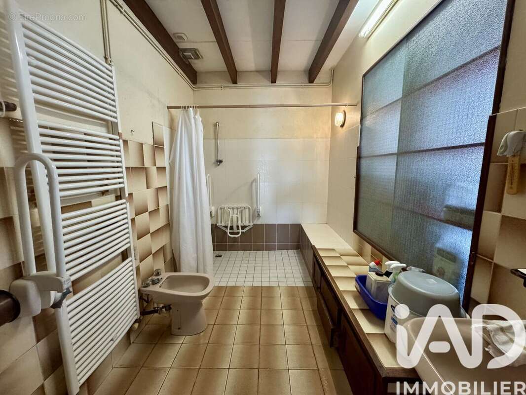 Maison 132 m² à Brie-Sous-Barbezieux  - photo 9