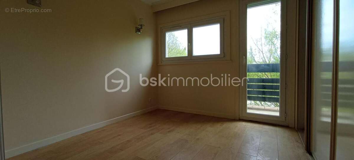 Appartement à GIF-SUR-YVETTE