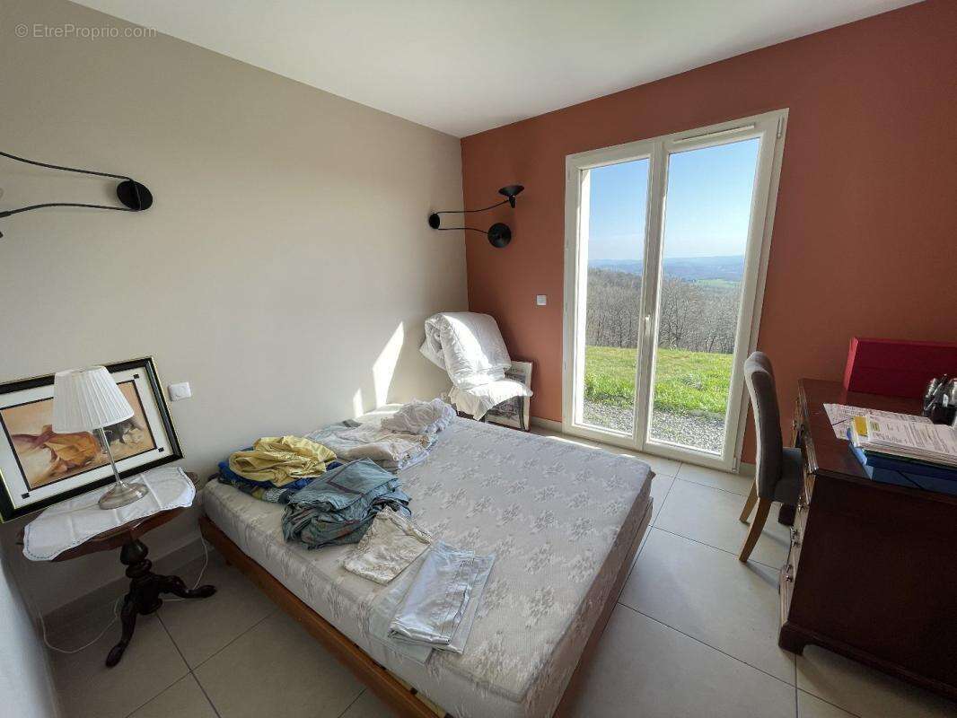 Maison à LASCAUX