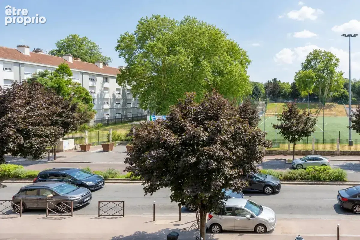 Appartement de 4 pièces de 81 m² à Livry-Gargan - photo 10